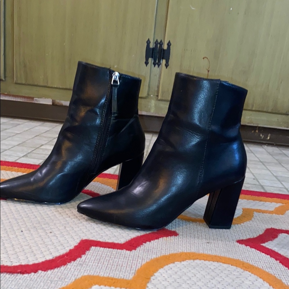 Chic Black Leather Ankle Boots